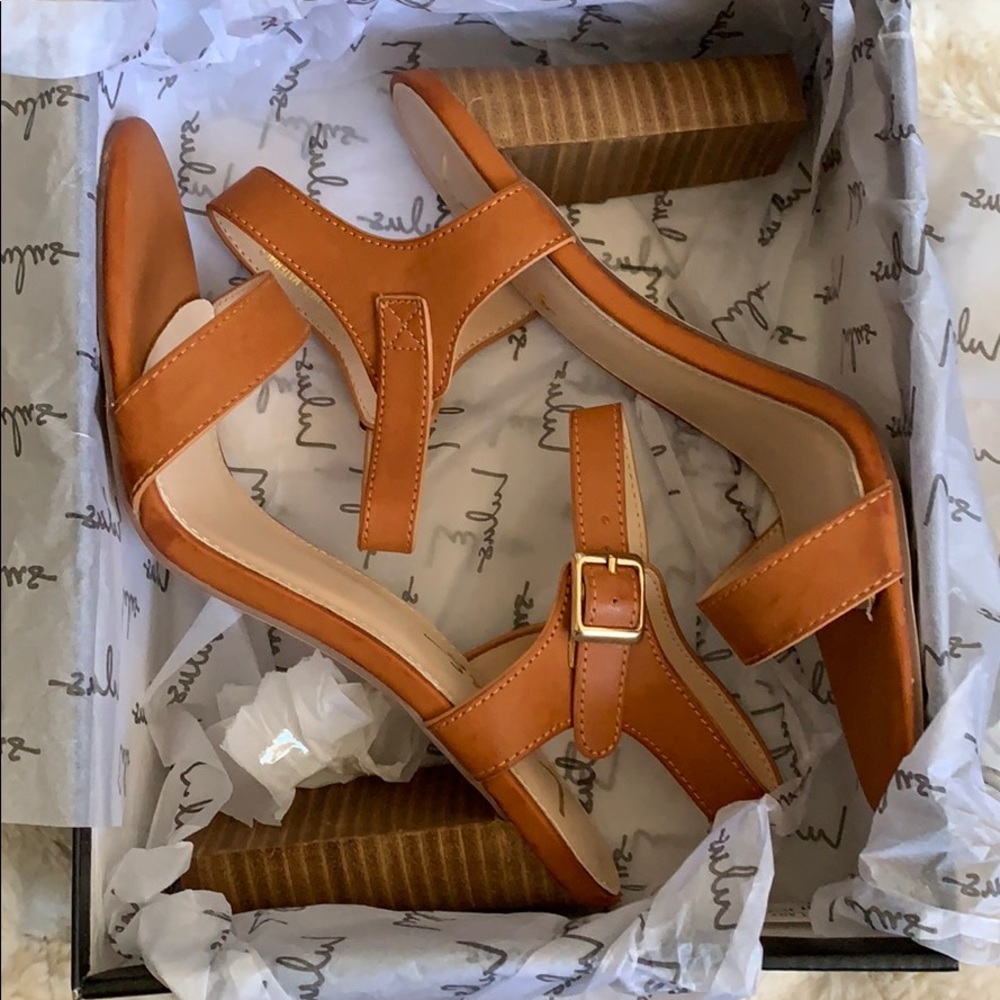 Lulu’s Heels size 9 Brand New